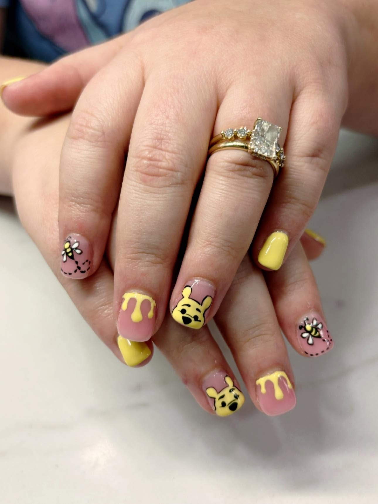 Yellow honey bear character manicure